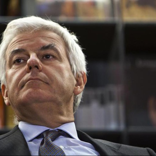 Il banchiere Profumo al Premio Madesimo - Cronaca