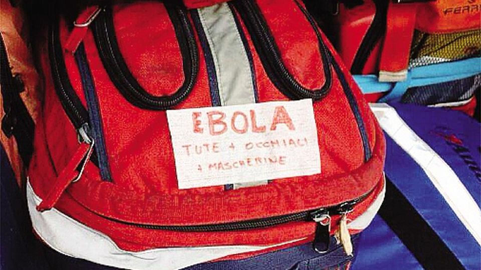 Ebola, anche Como si prepara Posti letto e kit d’emergenza Ebola, anche Como si prepara Posti letto e kit d’emergenza
