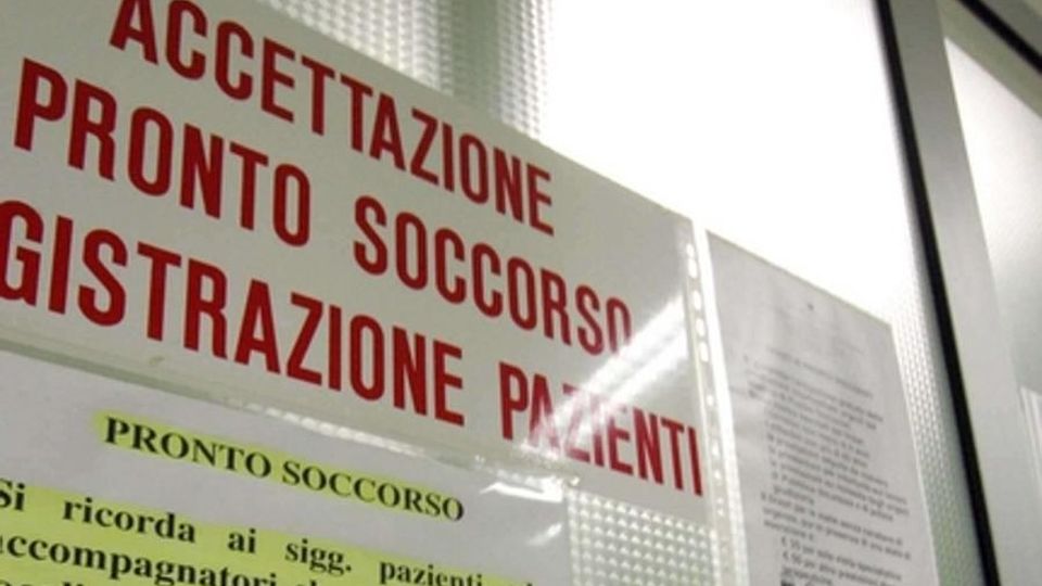 Tentato scippo alla Piastra: donna finisce all’ospedale Tentato scippo alla Piastra: donna finisce all’ospedale