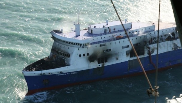 Norman Atlantic ancora in acque albanesi
