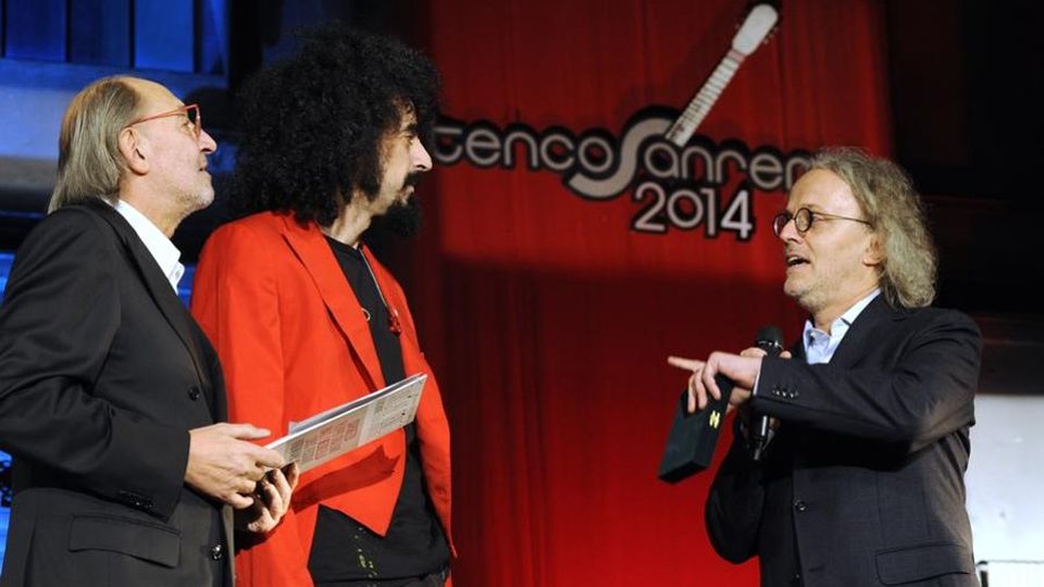 Targhe Tenco, vince Caparezza Targhe Tenco, vince Caparezza