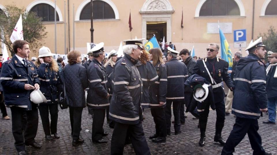 Vigili assenti: 12/2 sciopero nazionale Vigili assenti: 12/2 sciopero nazionale
