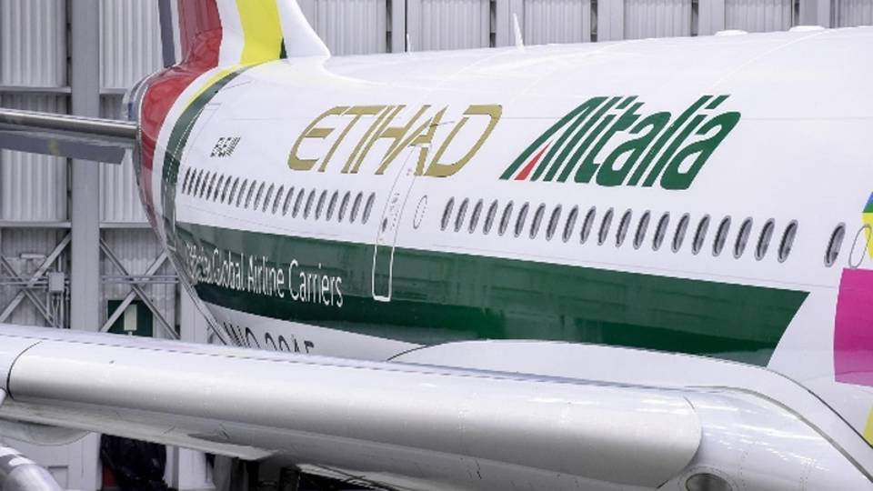 Alitalia: Renzi, inizia nuova storia Alitalia: Renzi, inizia nuova storia