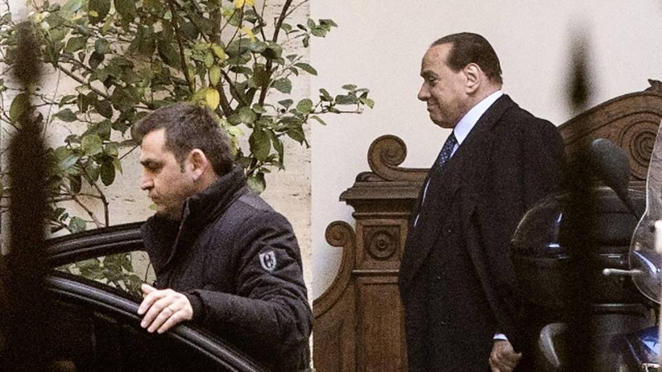 Renzi-Berlusconi, non fissato incontro Renzi-Berlusconi, non fissato incontro