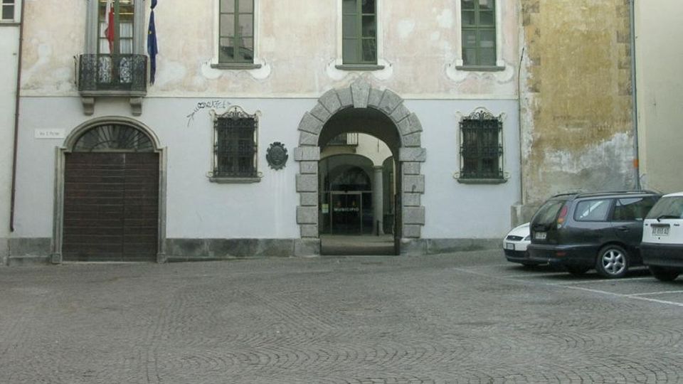 Il sindaco dopo i furti «Un presidio esiste ma mancano le risorse» Il sindaco dopo i furti «Un presidio esiste ma mancano le risorse»