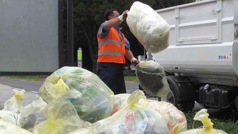 Tassa sui rifiuti, in calo per le famiglie Tassa sui rifiuti, in calo per le famiglie