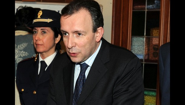 Parigi, rientrato allarme ricercato