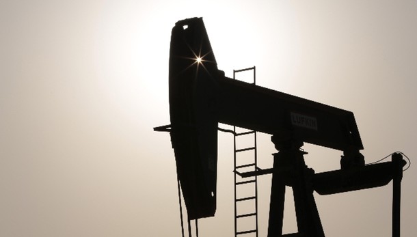 Petrolio: stabile a 41,70 dollari