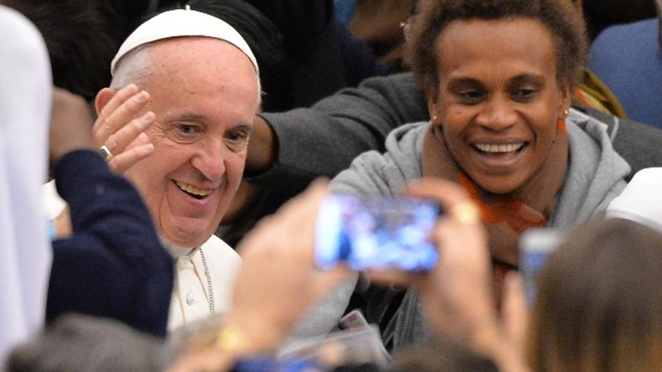 Papa, insegnanti tra i più malpagati Papa, insegnanti tra i più malpagati