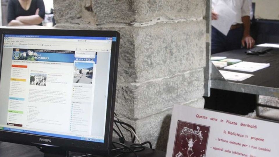 Municipio “flessibile” Sportelli, nuovi orari e servizi a distanza Municipio “flessibile” Sportelli, nuovi orari e servizi a distanza