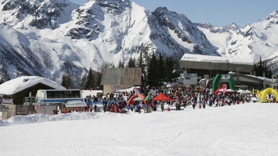Impianti aperti, da sabato si scia al Palù Impianti aperti, da sabato si scia al Palù