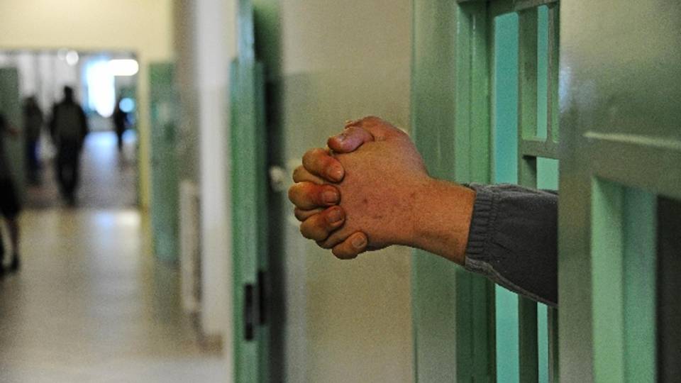 Terza laurea in carcere per ergastolano Terza laurea in carcere per ergastolano