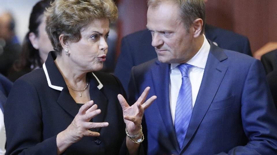 Grecia: Tusk ad Atene, basta azzardo Grecia: Tusk ad Atene, basta azzardo