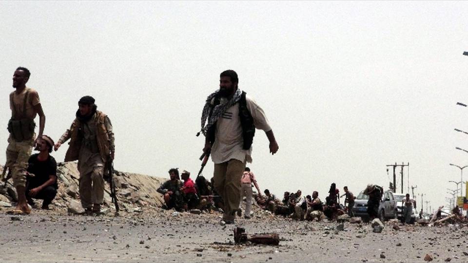Yemen: 100 morti in bombardamenti Yemen: 100 morti in bombardamenti