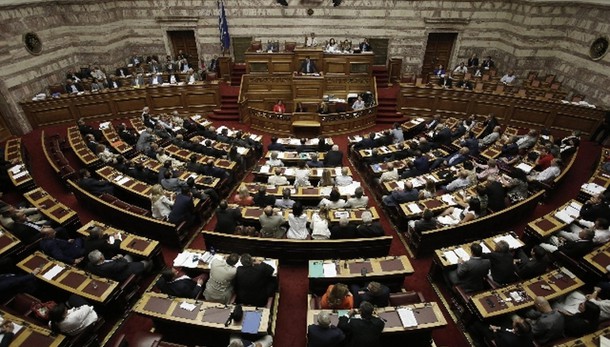 Grecia, sì a secondo pacchetto riforme