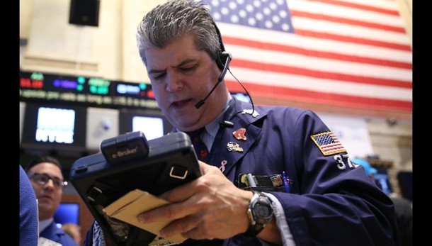Borsa: Wall Street apre contrastata
