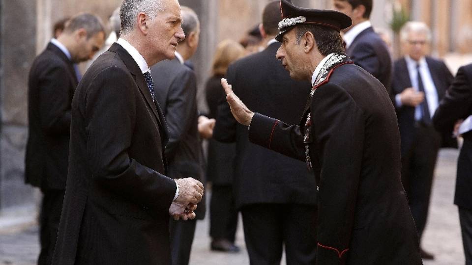 Roma: Gasparri, Gabrielli sciolga comune Roma: Gasparri, Gabrielli sciolga comune