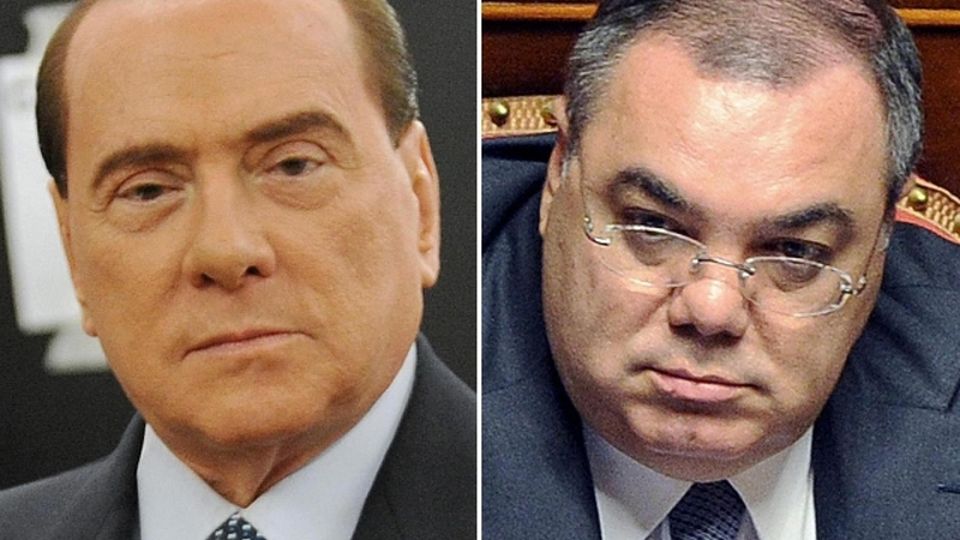 Berlusconi condannato a tre anni Berlusconi condannato a tre anni