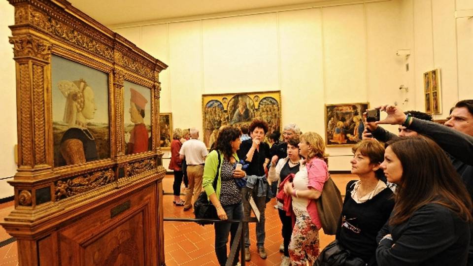 Italiani tornano a spendere per cultura Italiani tornano a spendere per cultura