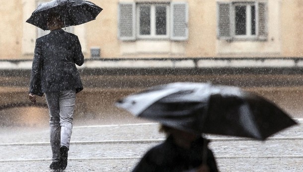 Allerta per temporali a Nord e Toscana