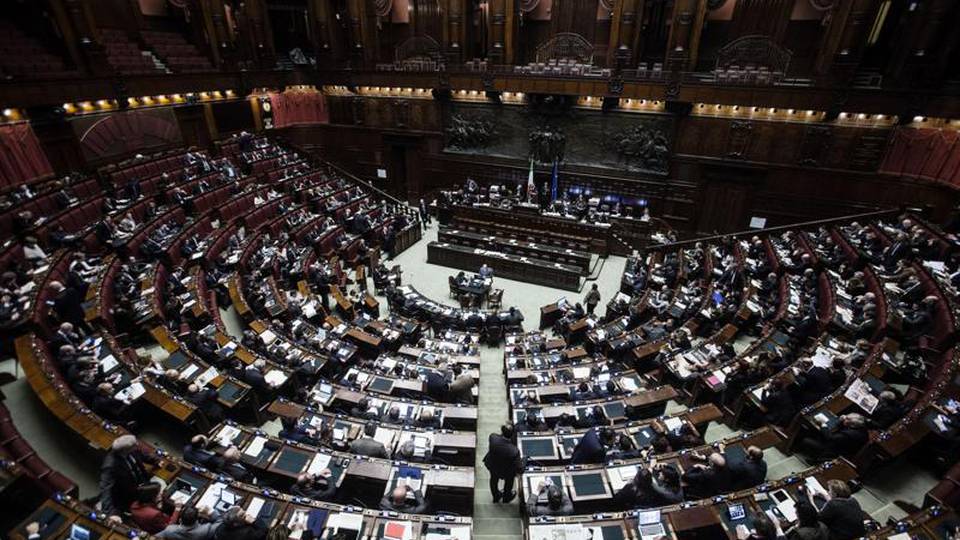 Boldrini, documenti armadio vergogna Boldrini, documenti armadio vergogna
