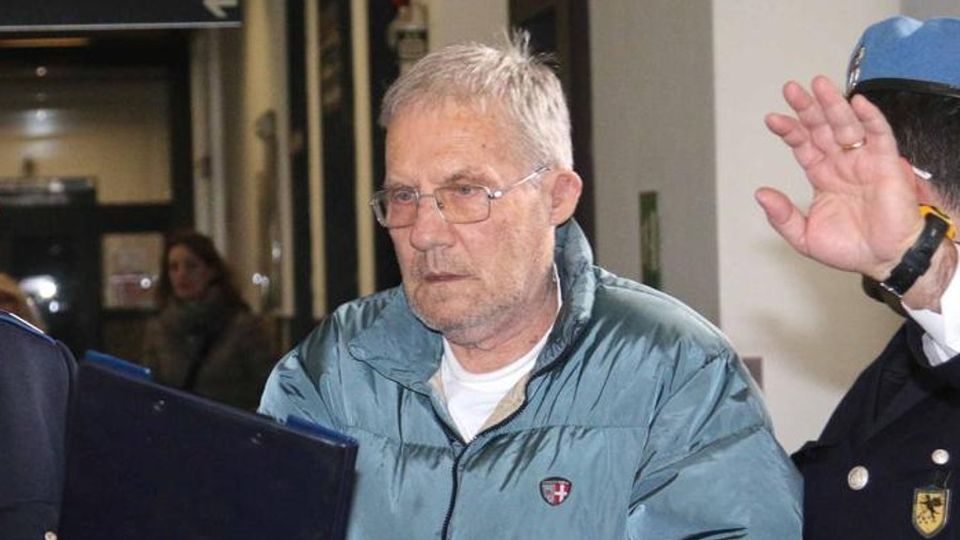 Uccise a coltellate la nuora. Il 13 gennaio inizia il processo Uccise a coltellate la nuora. Il 13 gennaio inizia il processo
