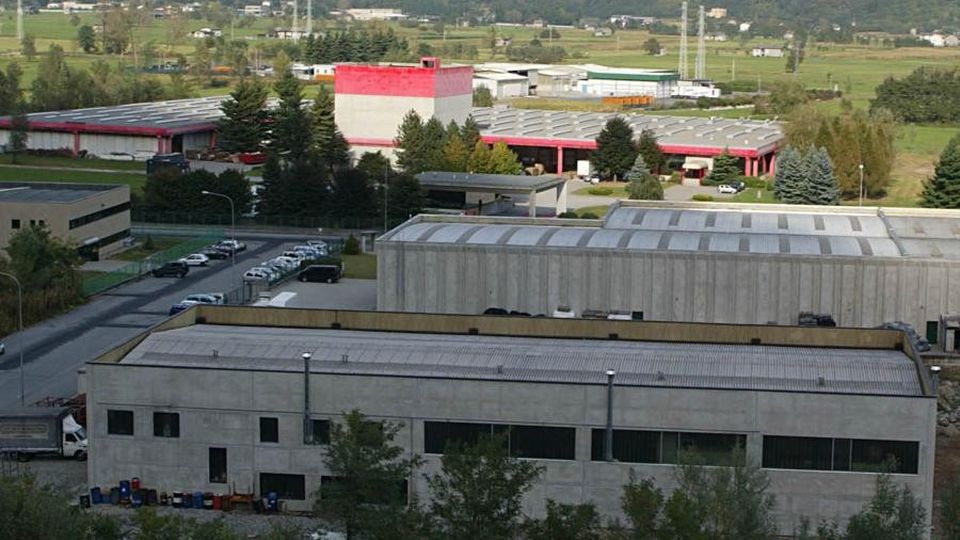 Bus destinati ai lavoratori di Gordona Stps: «Si può fare coinvolgendo gli enti» Bus destinati ai lavoratori di Gordona Stps: «Si può fare coinvolgendo gli enti»