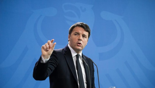 Renzi, noi qui, opposizione perde pezzi