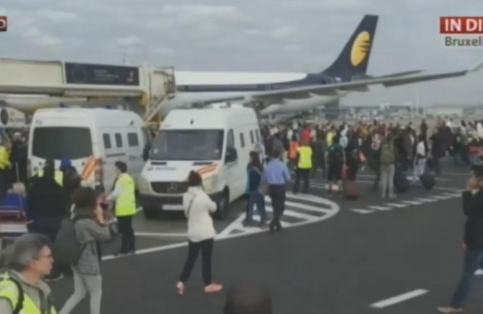 I soccorsi all’aeroporto