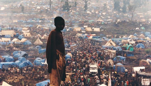 A Roma in foto migranti e orrore guerre