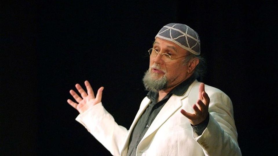 +Moni Ovadia canta Jannacci. A SondrioTeatro rivive il cantore dei poveri cristi +Moni Ovadia canta Jannacci. A SondrioTeatro rivive il cantore dei poveri cristi