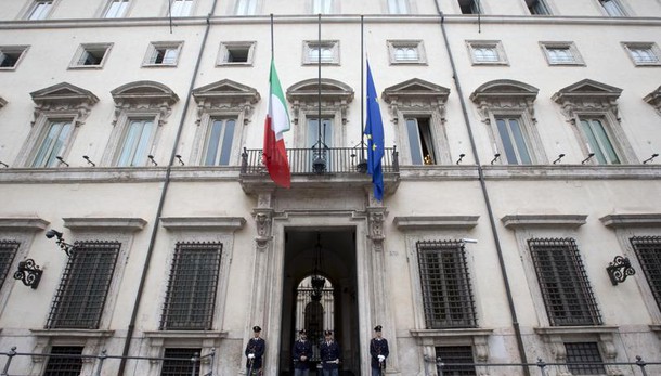 A studio maxi veicolo per sofferenze