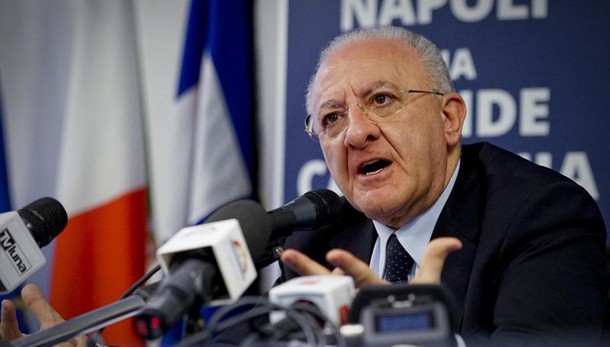 De Luca: pm, verso richiesta giudizio