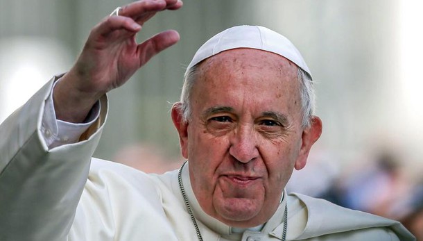 Papa apre a sacramenti a risposati