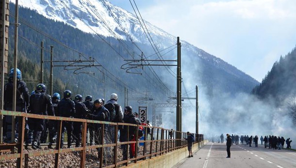 Migranti:da Austria 80 agenti a Brennero