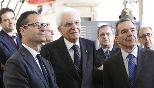 Mattarella, garantire dignità a migranti