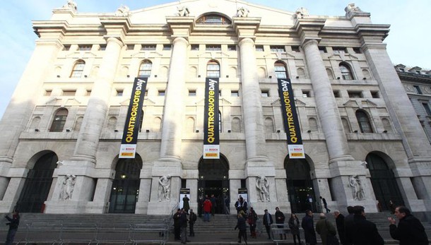 Borsa: Milano apre in calo (-0,19%)