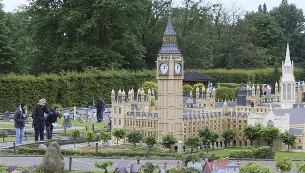 Hollande, speriamo in futuro Ue con Gb