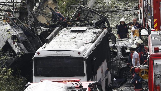 Bomba a Istanbul, almeno 11 morti