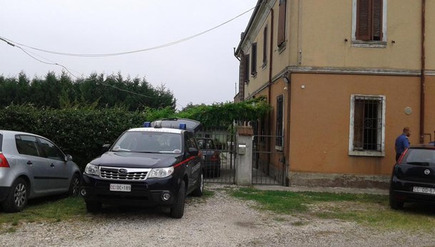 Spari a coppia:morto marito,moglie grave