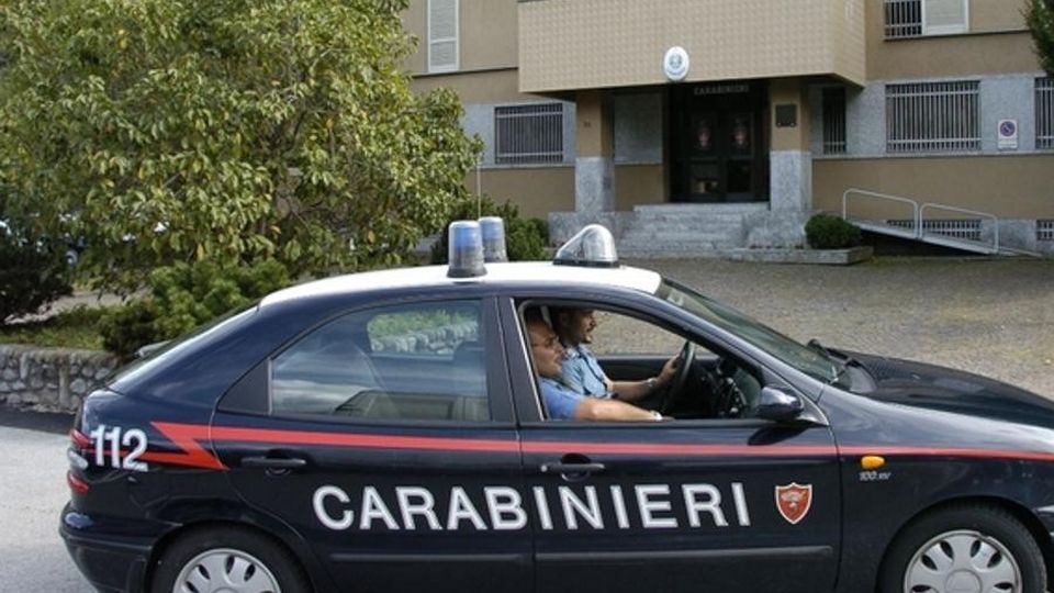 Ladri scatenati, furti in quattro negozi Ladri scatenati, furti in quattro negozi