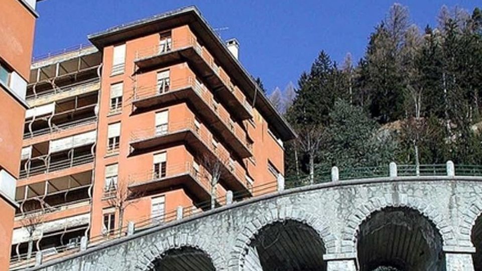 Morelli ai profughi, la Valle si divide Morelli ai profughi, la Valle si divide