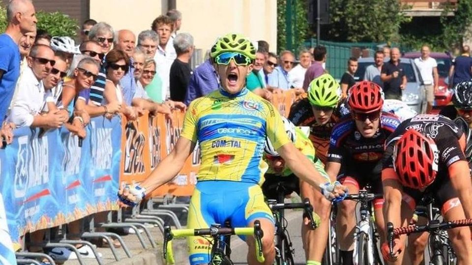 Vincono nello stesso giorno, festa doppia per i fratelli Pini di Grosio Vincono nello stesso giorno, festa doppia per i fratelli Pini di Grosio
