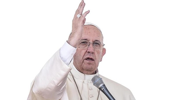 Papa: prendere distanze tutti terrorismo