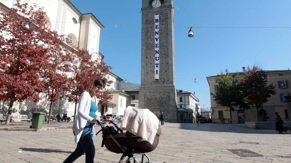 Oggi arriva il nuovo arciprete E Sondrio si prepara alla festa Oggi arriva il nuovo arciprete E Sondrio si prepara alla festa