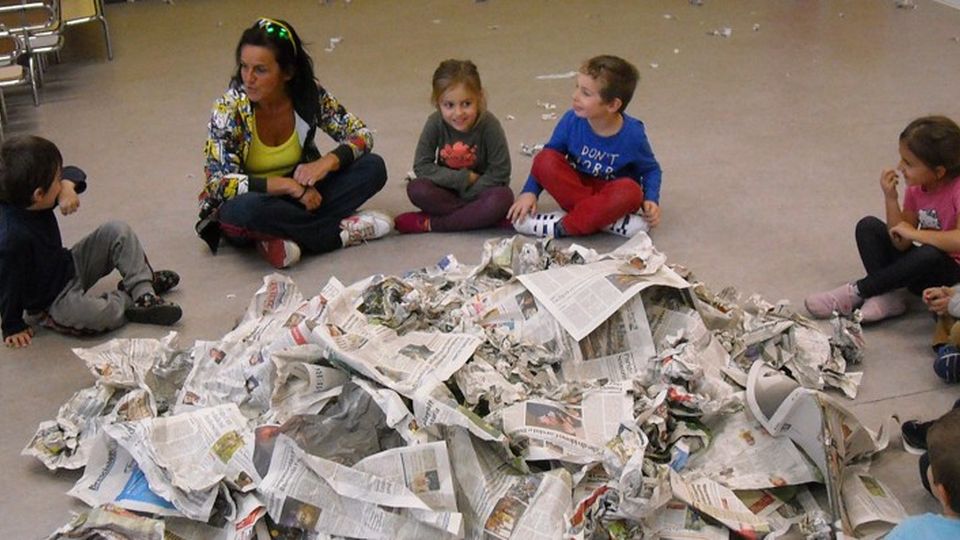 Nella primaria arriveranno i tablet Ma aumentano le rette della mensa Nella primaria arriveranno i tablet Ma aumentano le rette della mensa