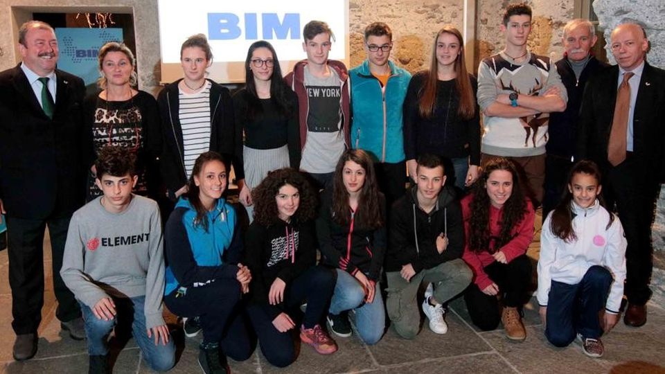 Sportivi al top e bravi anche a scuola Il Bim premia l’impegno e la serietà Sportivi al top e bravi anche a scuola Il Bim premia l’impegno e la serietà