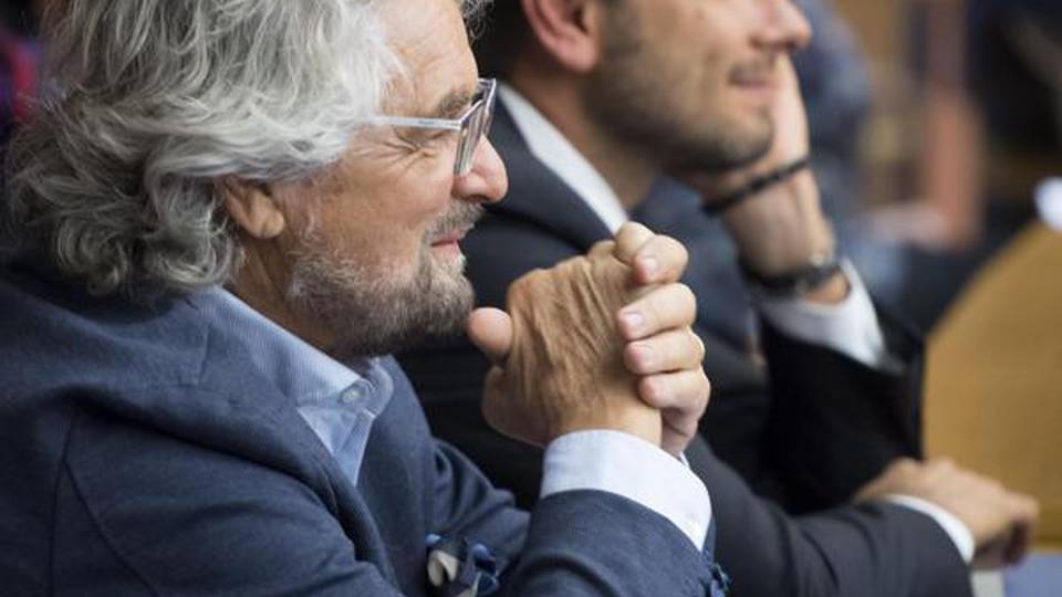 Grillo in Tribunale per regolamento M5S Grillo in Tribunale per regolamento M5S
