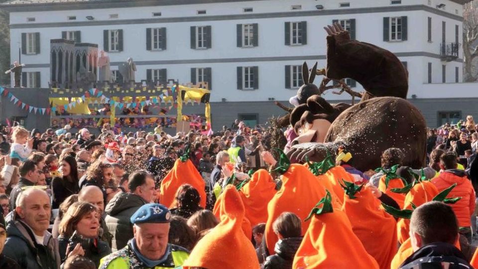 Meno app più cuore, Poggi sbanca il Carnevale Meno app più cuore, Poggi sbanca il Carnevale