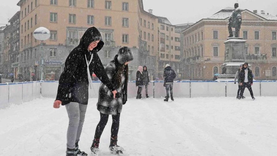 «Domani deboli piogge, nevicate a partire da venerdì» «Domani deboli piogge, nevicate a partire da venerdì»